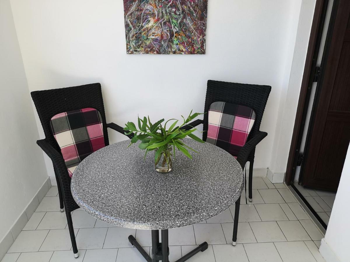 Sonne, Meer Und Berge Apartamento Seline Exterior foto